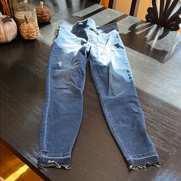 Spanx distressed ankle skinny jean - Picture 3 of 10